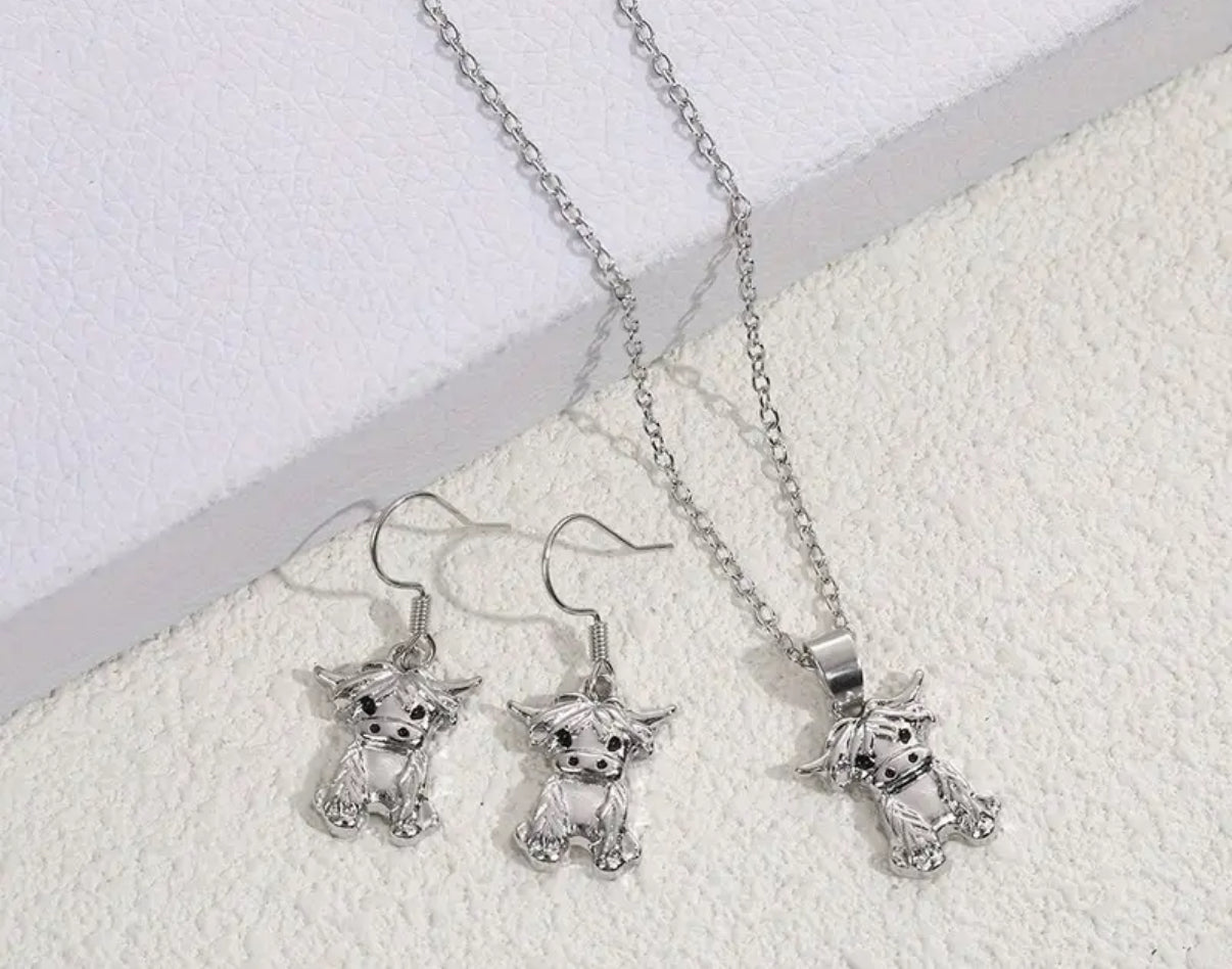 Highland cow necklace & earring set