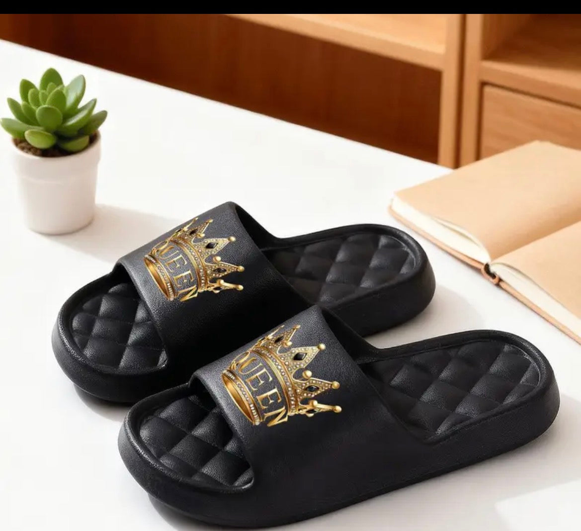 Queen Women Sliders