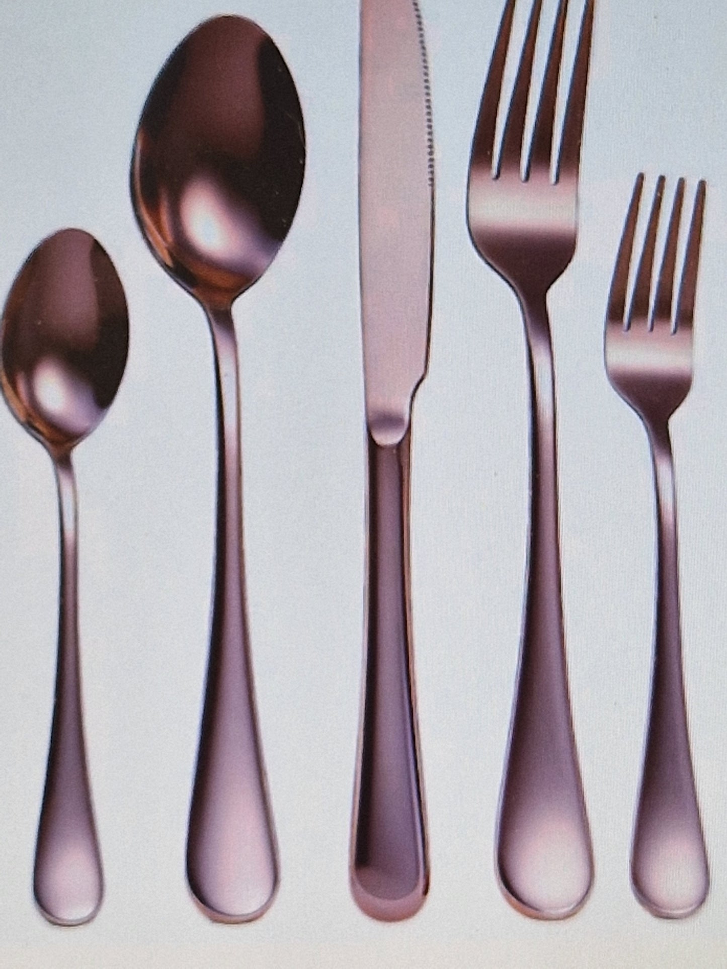 Stainless steel cutlery set