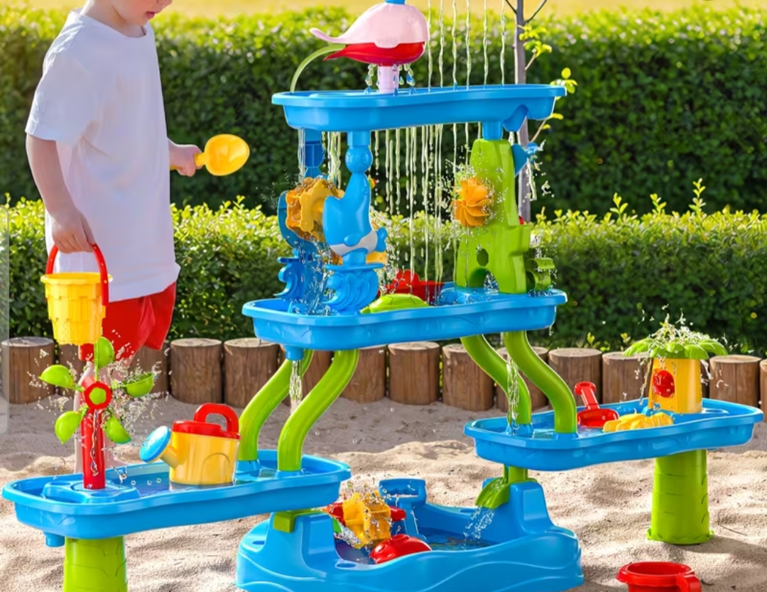 Kids water and sand pit