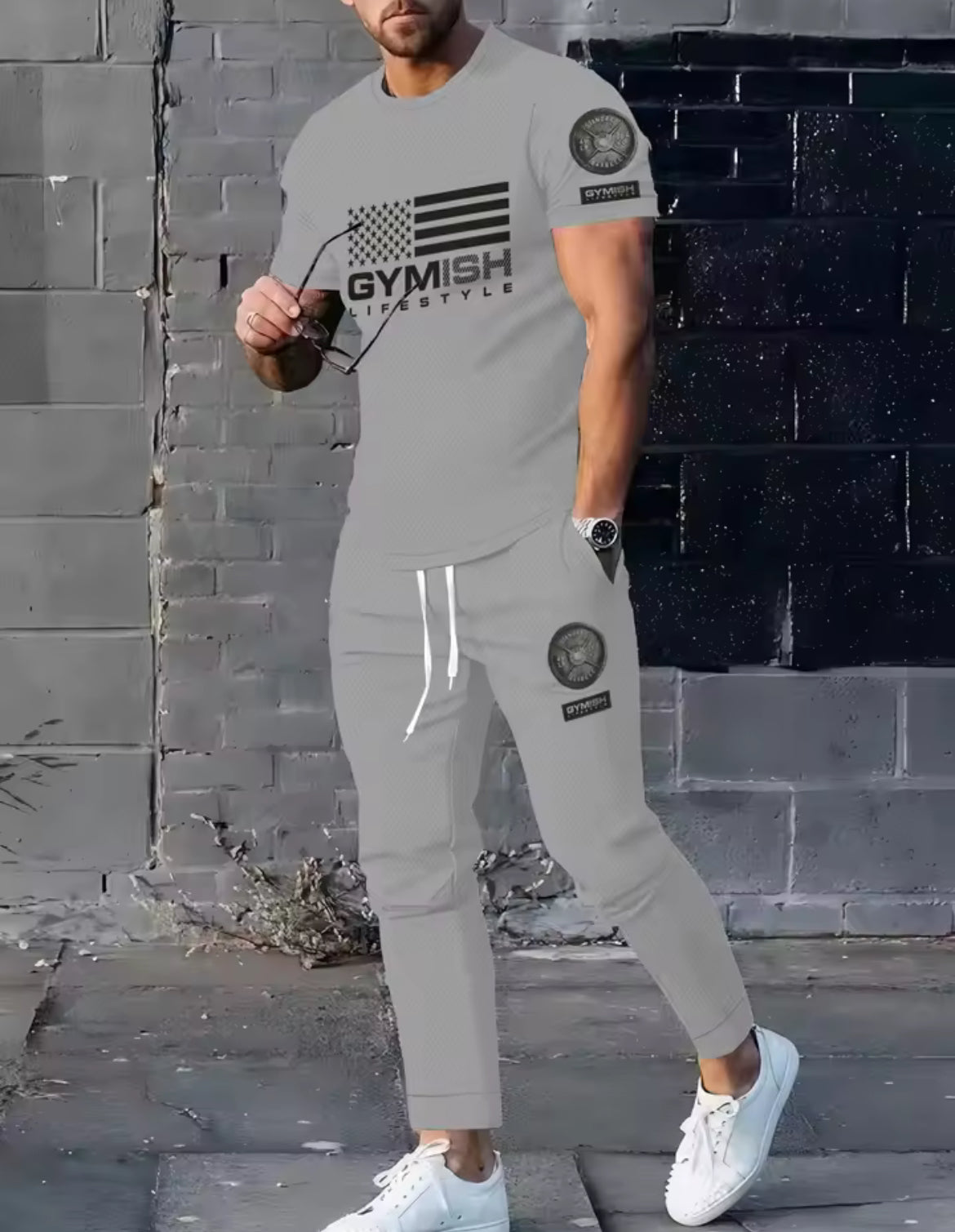 Men’s T-shirt & Trousers Set