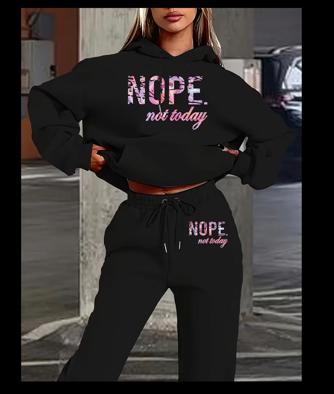 Women’s Tracksuit