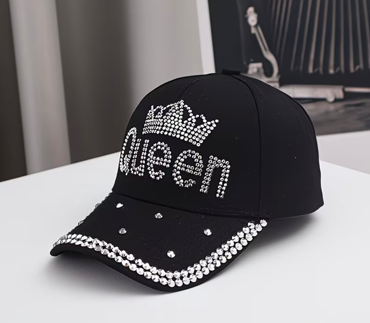 Trendy women’s baseball cap