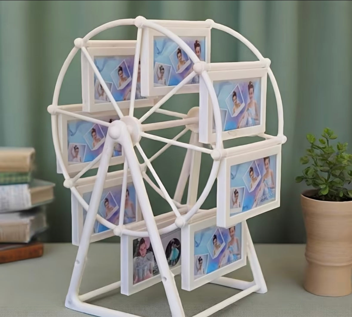 Vintage Rotating Ferris Wheel Photo Frame