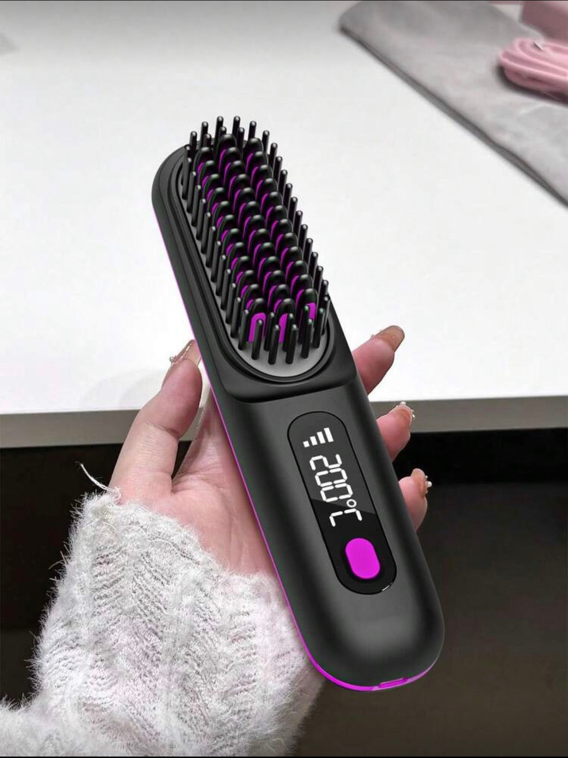 Wireless Hair Straightener￼