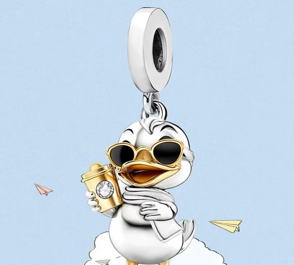 A bead string with a glasses duck charm