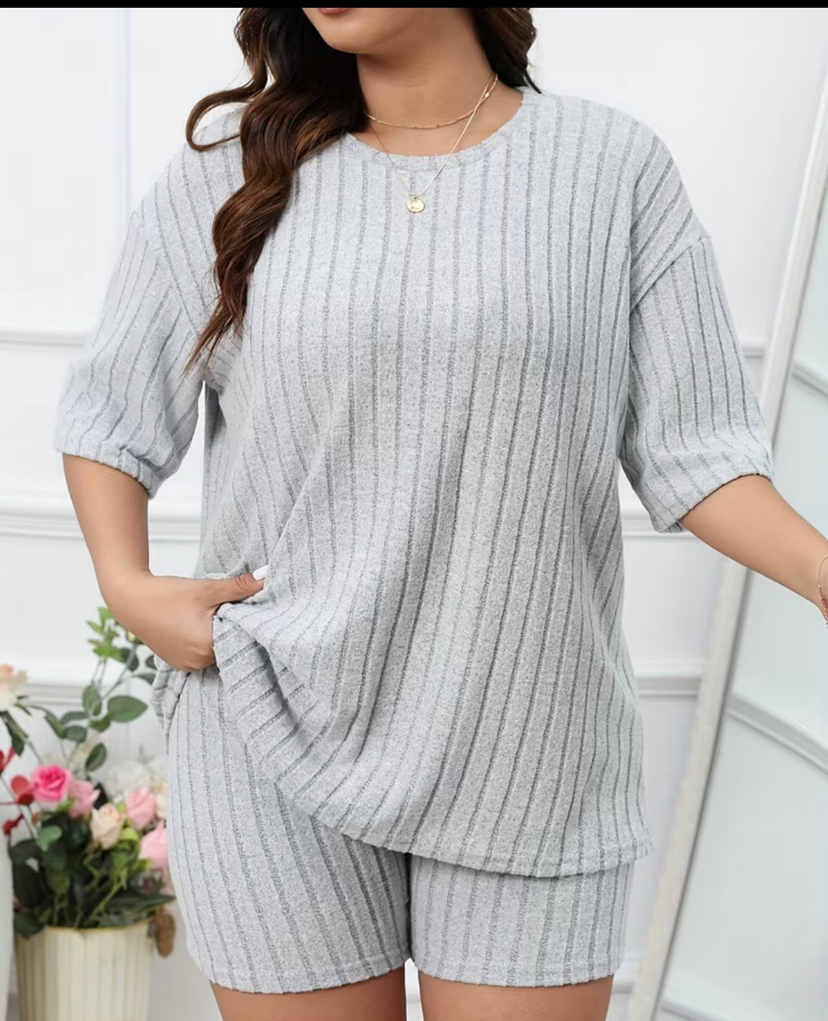 Women'S Plus Size Short Sleeve And Shorts Casual Outfit