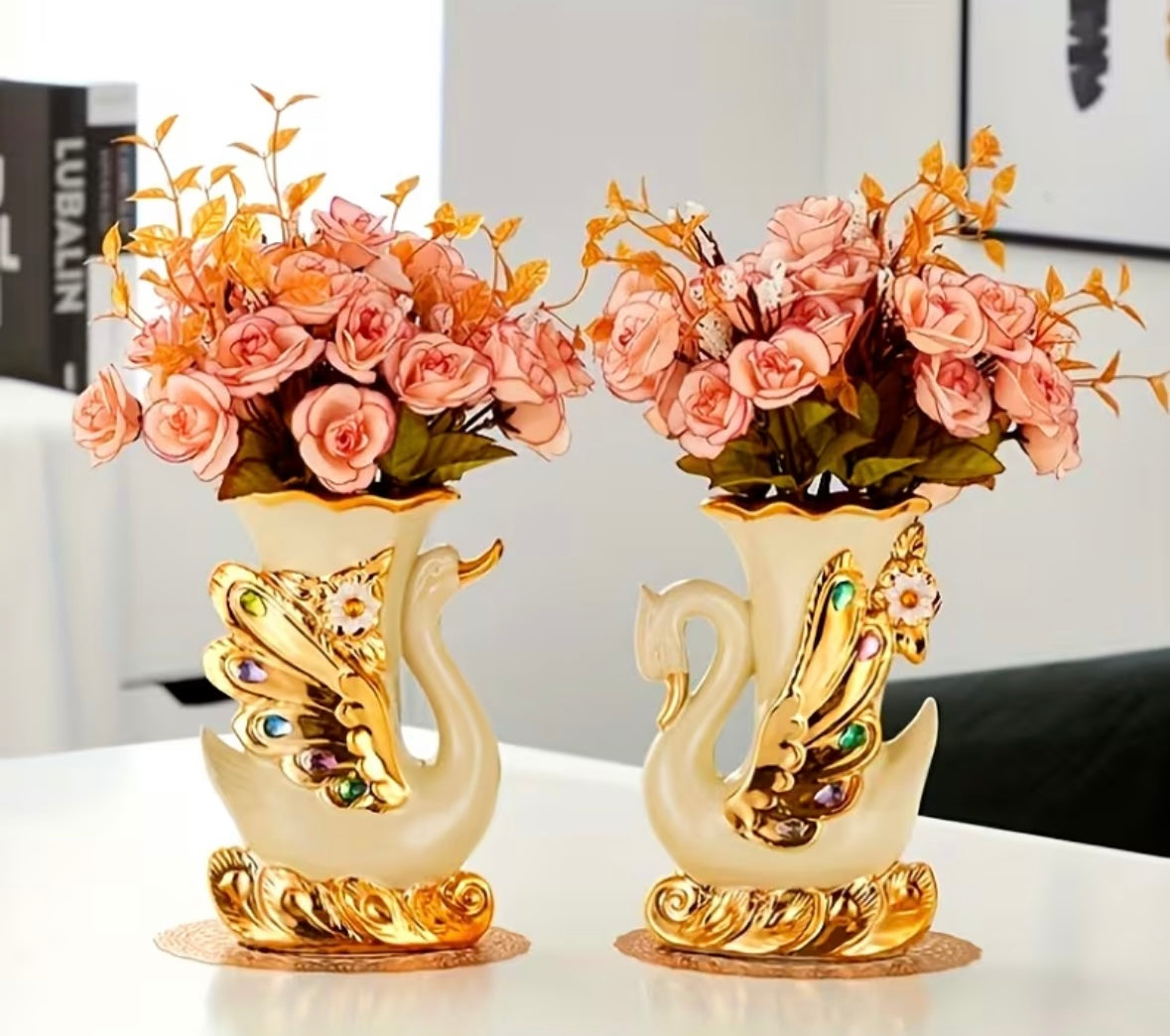 Swan Vase Ornament