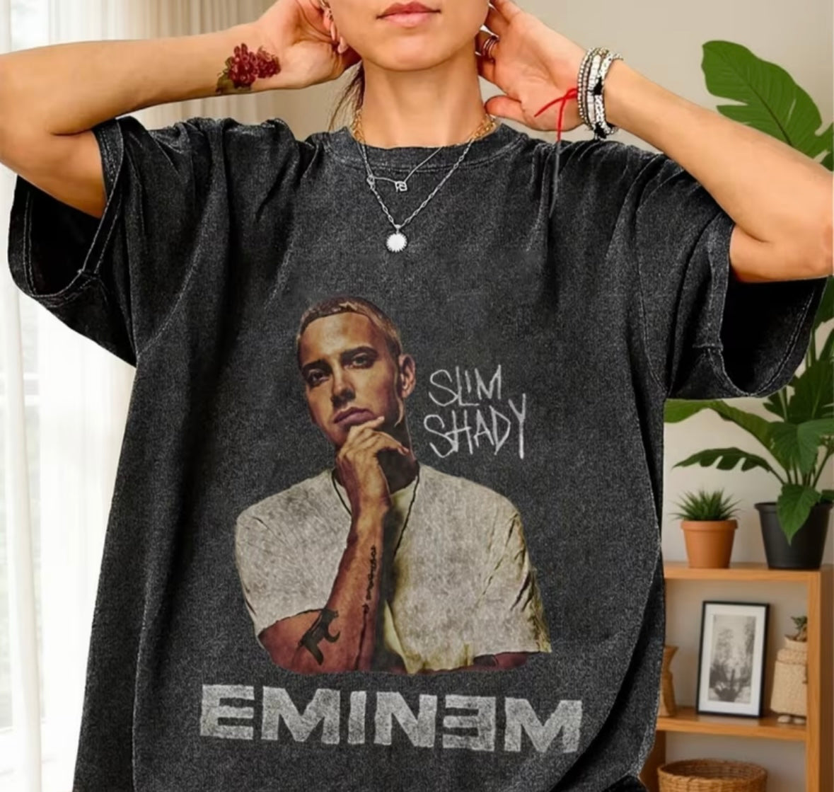 Women’s & Mens Graphic T-shirt