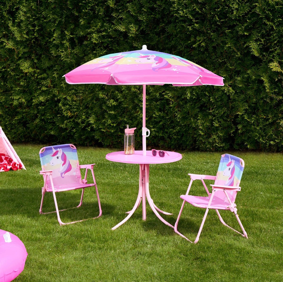Kids Table & Chairs