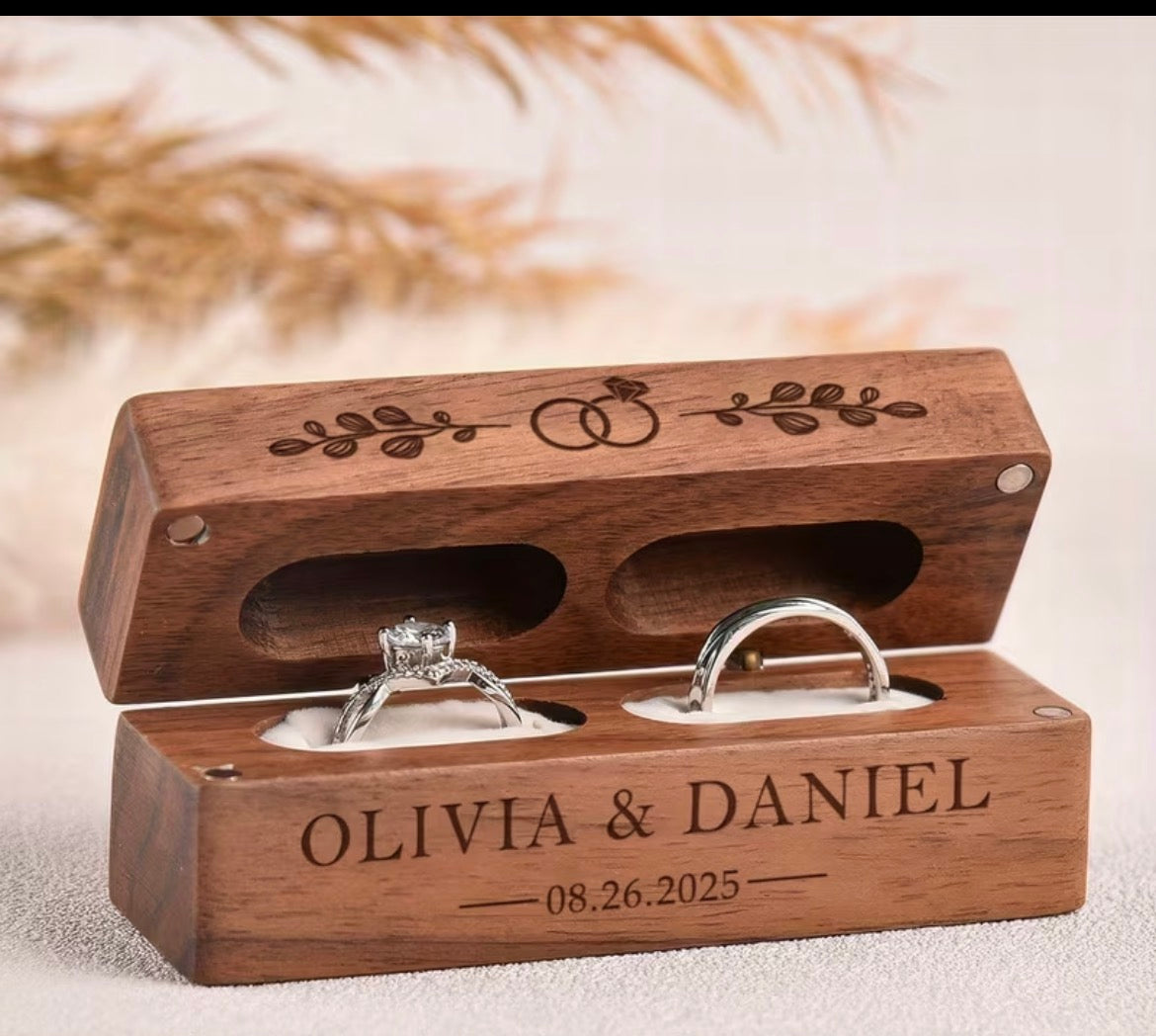 Personiled Ring Box