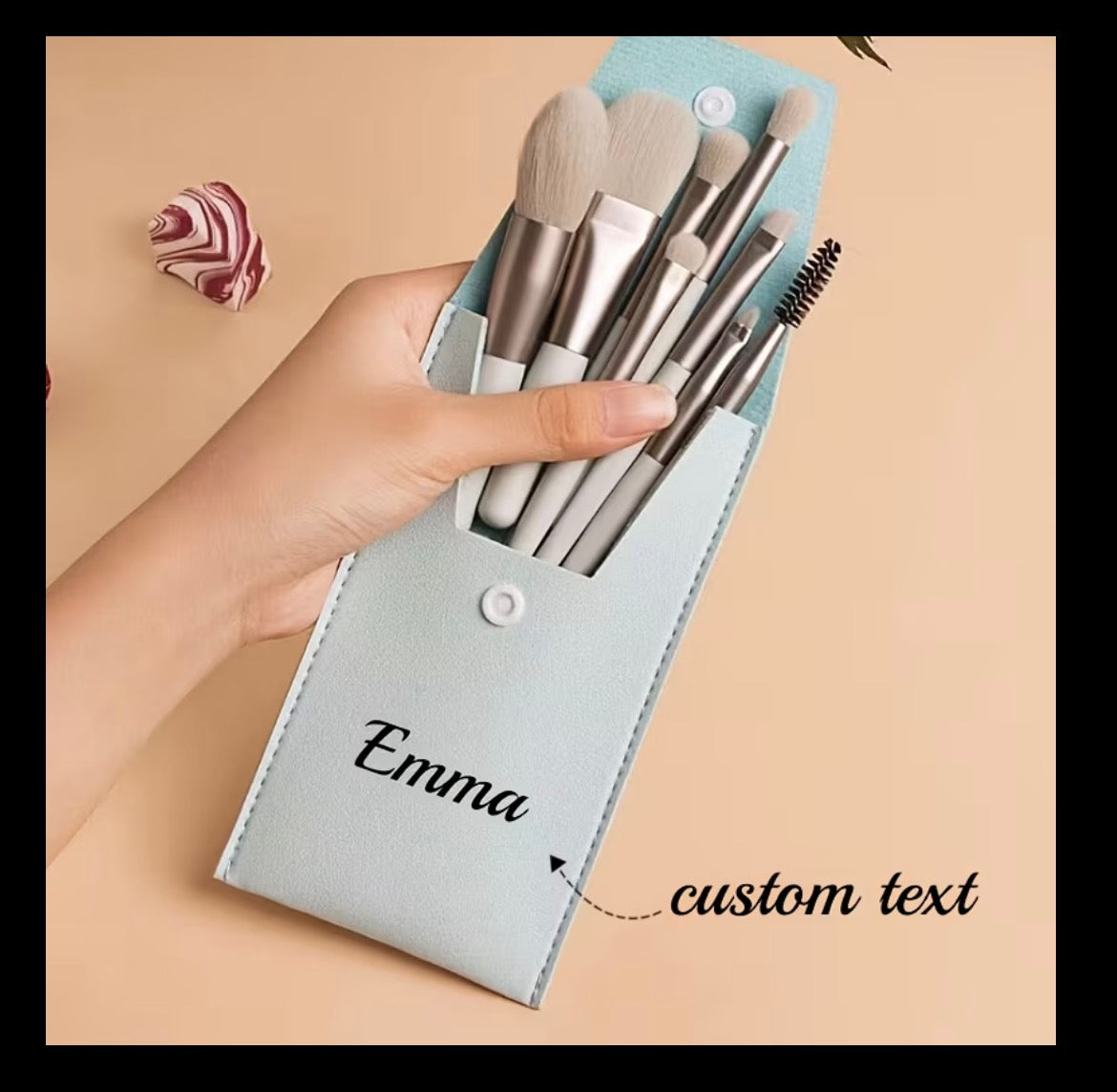 Personiled make up Brushes and case