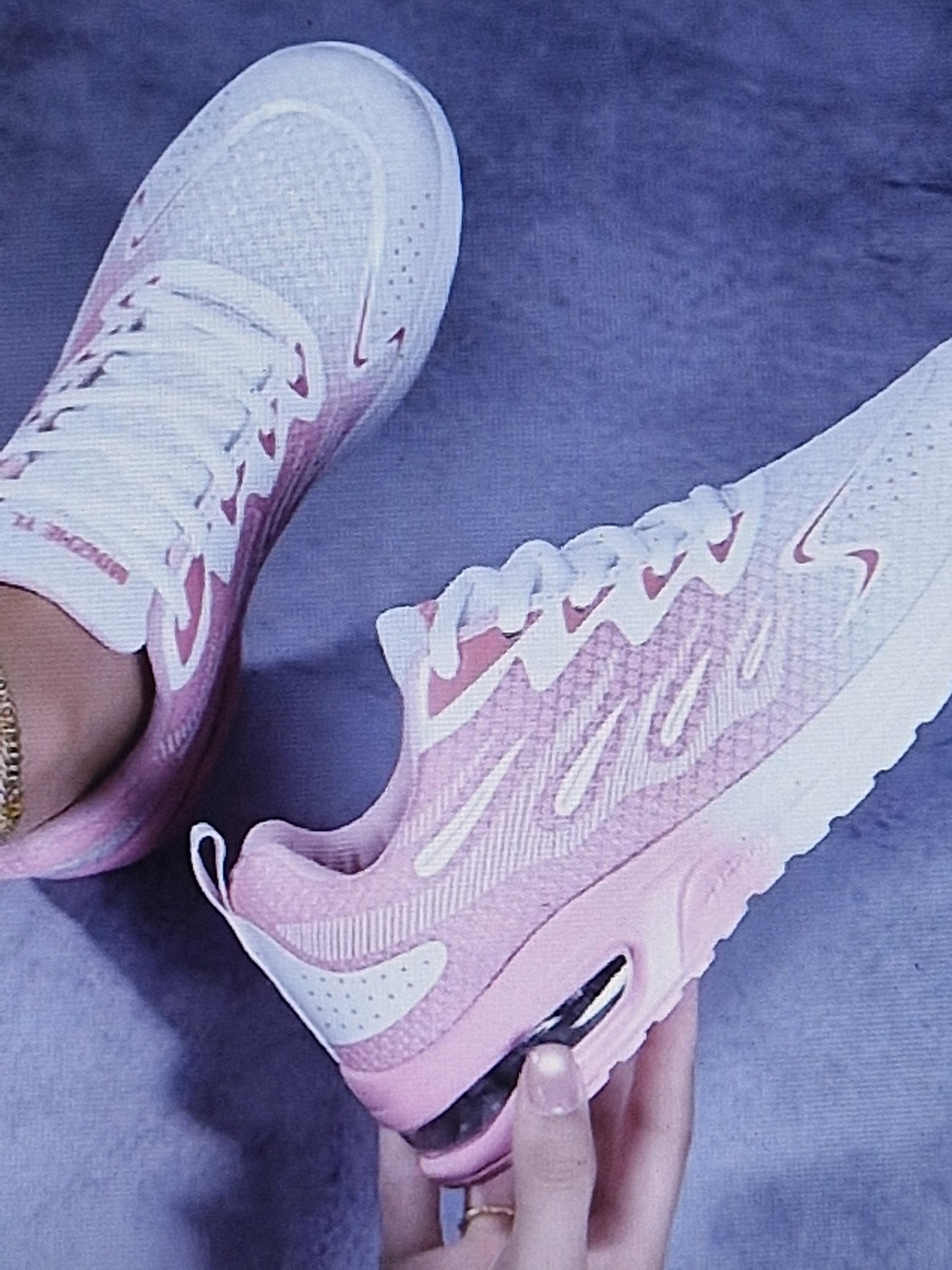 Women's trainers
