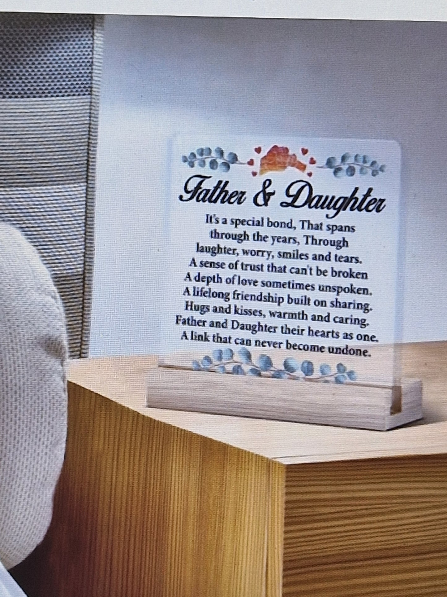 2d flat father daughter plaque