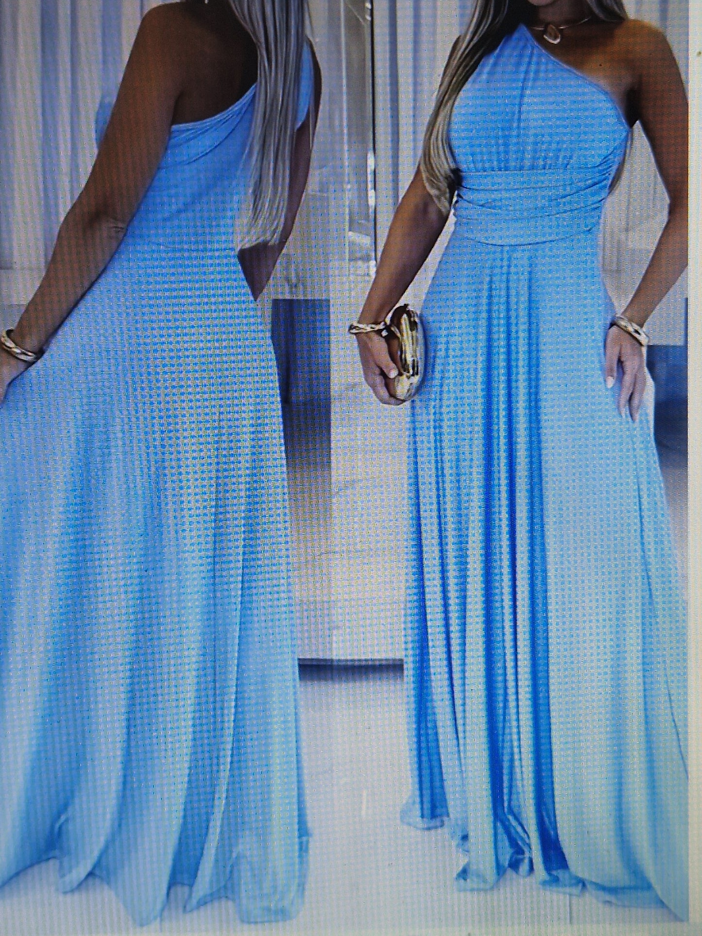 Blue elegant sleeveless dress