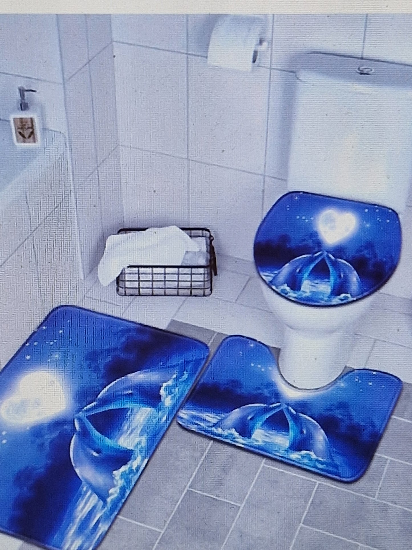 Dolphin bath mat set