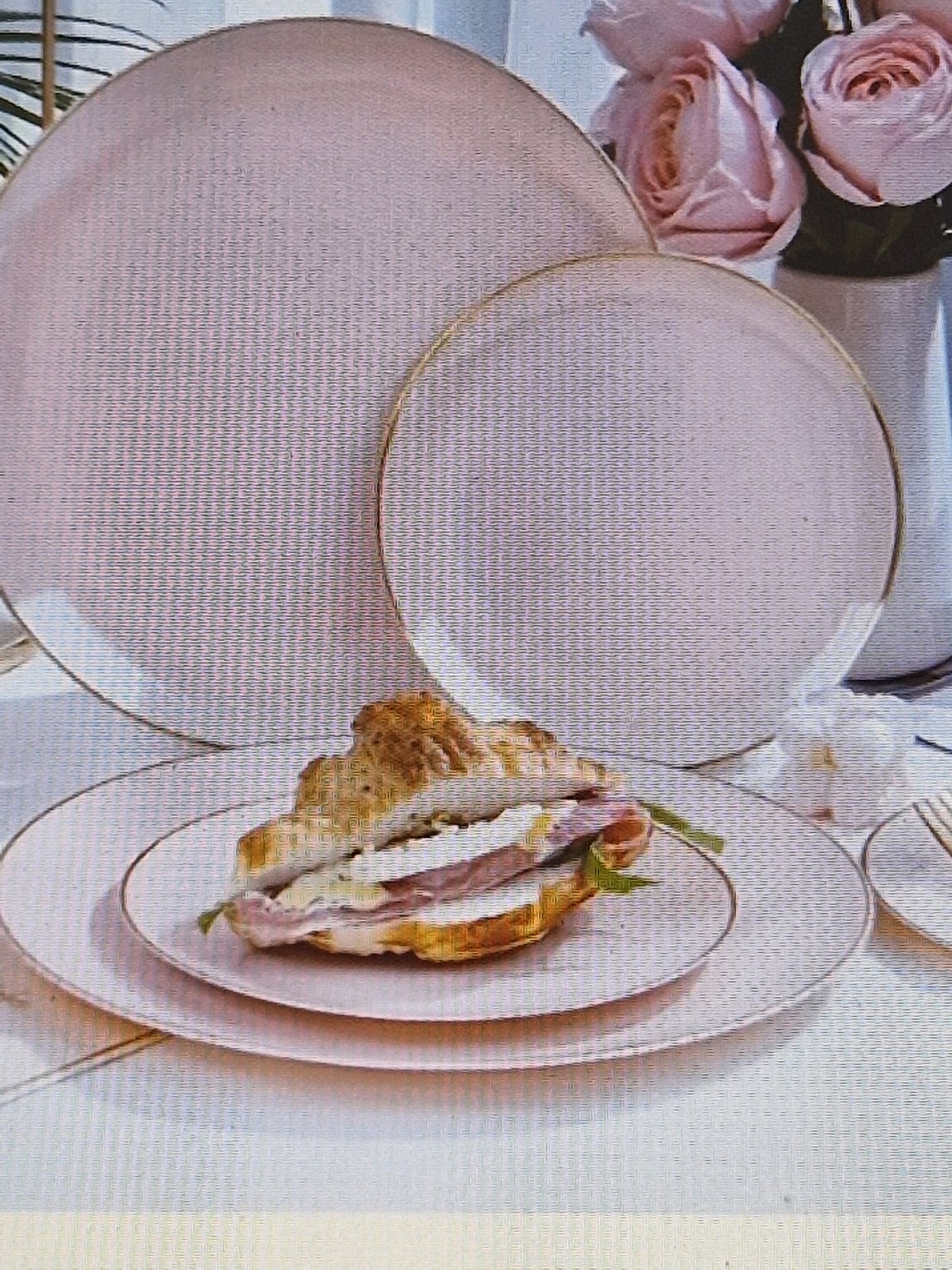40pc pink dinner set