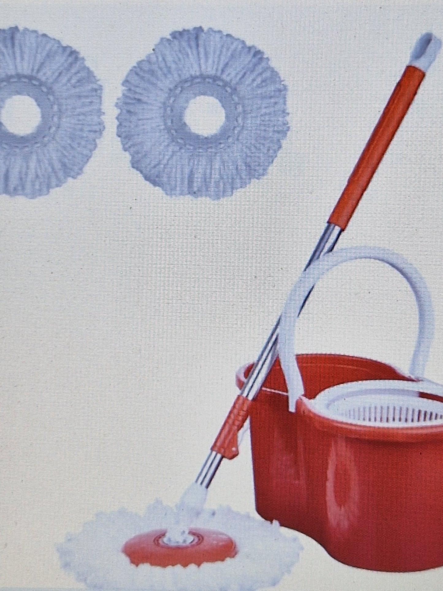 Spin mop and bucket