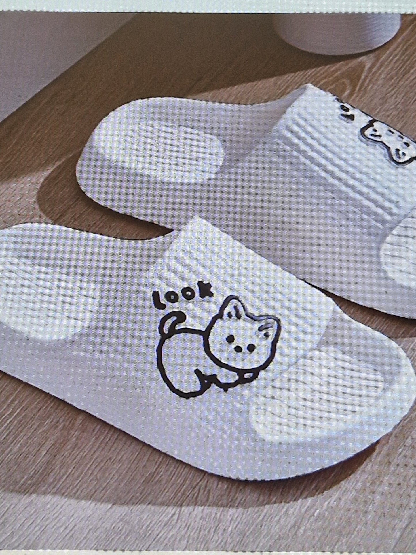 Women's sliders