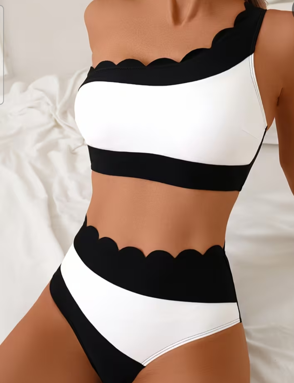 Women's bikini